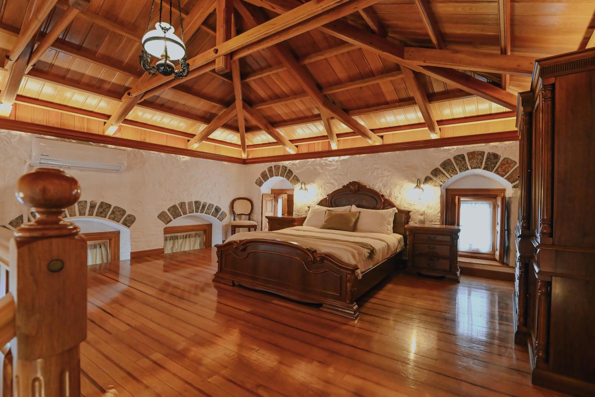 Mansion Eugenie Villa Ídra Kültér fotó