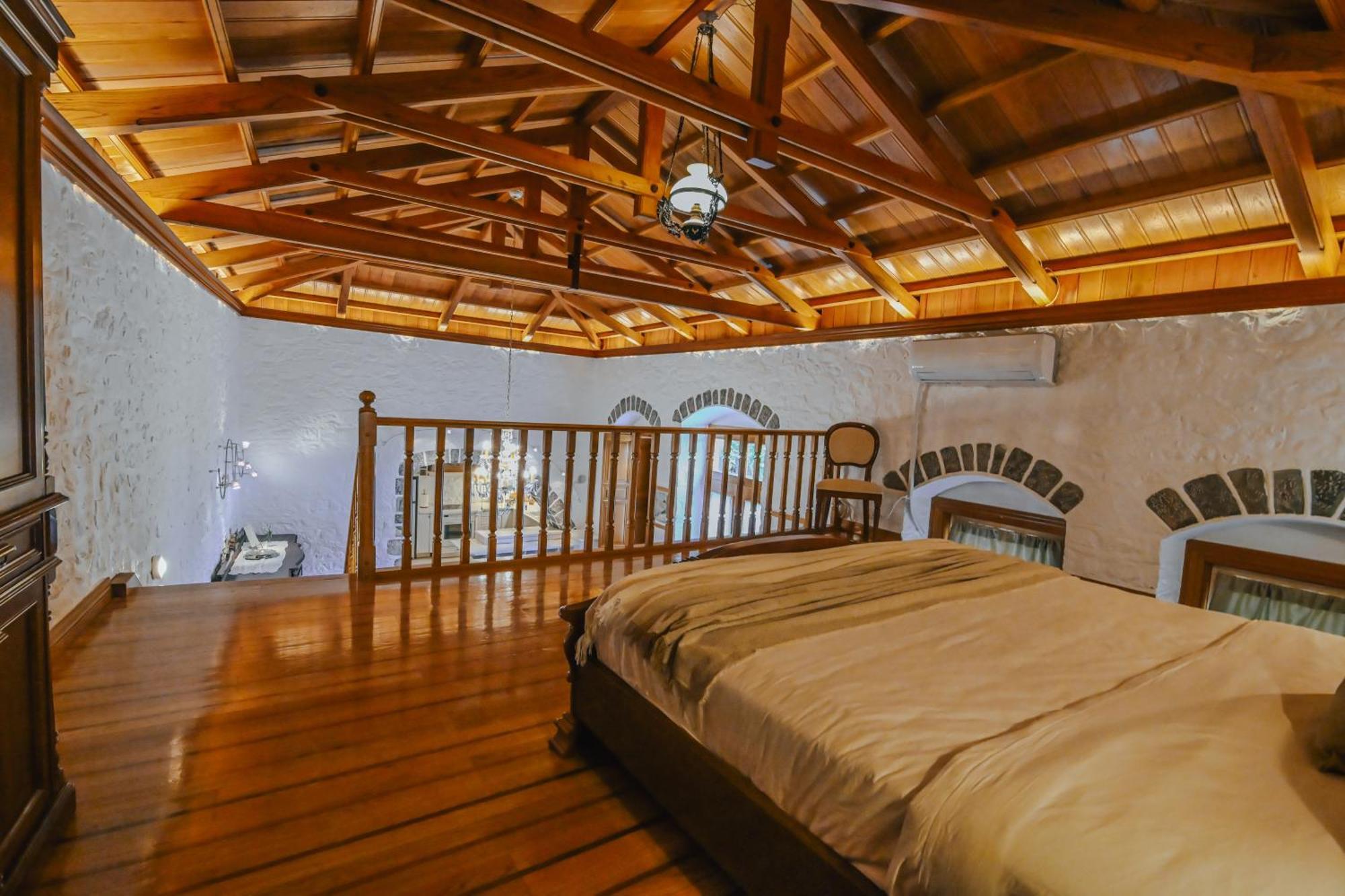 Mansion Eugenie Villa Ídra Kültér fotó